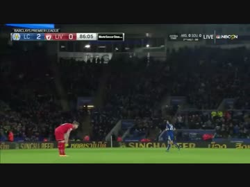 交代の岡崎慎司にスタンディングオベーション