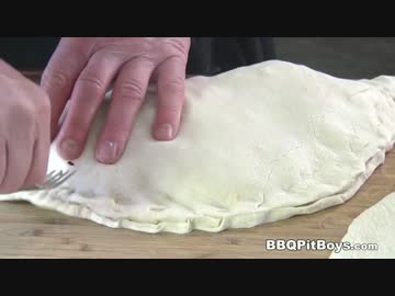 お肉とチーズのカルツォーネ