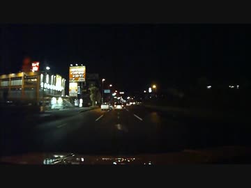 DQNプリウスが突然隣の車を煽り、おもいっきり体当たりして逃げる！！