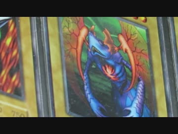 映画公開記念！新宿駅の遊戯王全カード展示がすごい