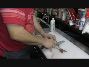 タマン2匹を二人の料理人が捌く【料理対決】