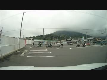 香川で暴走族に出会ったったｗｗｗ 50台以上で爆走中ｗｗｗ