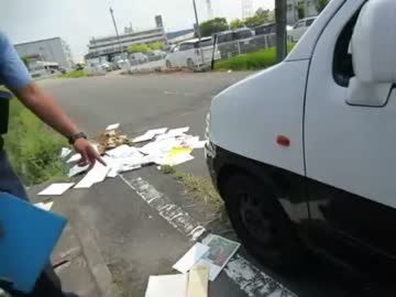 警察に通報するも駆け付けた警察官に怒られる糖質おじさん_iwakura_city