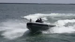 護衛艦「いせ」搭載艇RHIB(RIB)の水上滑走