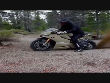 バイク神業珍技テクニック集