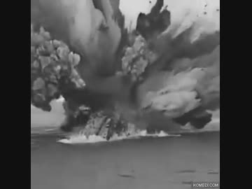 クイーン・エリザベス級戦艦バーラム爆沈の瞬間