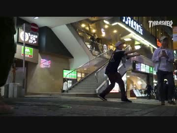 【炎上】人通りで危険行為を行う外国人【危険行為】