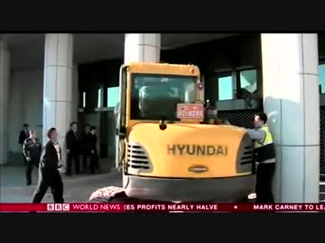 崔氏への抗議の為と検察を重機で壊す韓国人に何が起ったと欧米の反応ｗ