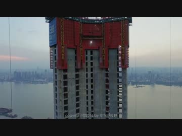 中国バブル崩壊で世界最大の廃墟が地方都市「武漢」で誕生 高さ450ｍ！