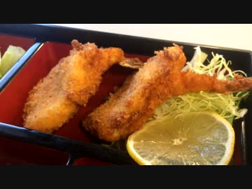 コロッケにエビフライが付いた謎の定食／仕出し弁当&amp;軽食喫茶の柏や