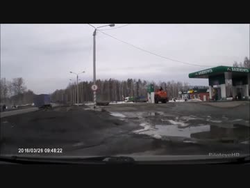 【閲覧注意】激しい事故動画３３【トラック編】