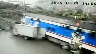 交通事故集＠中国（2016/12/23）