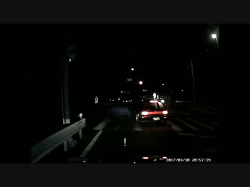 【ドラレコ】信号待ち中どうしても先頭に行きたいDQN車