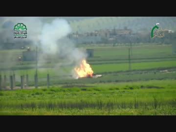 ［シリア］TOWミサイル攻撃を受け撃破されるT-72戦車