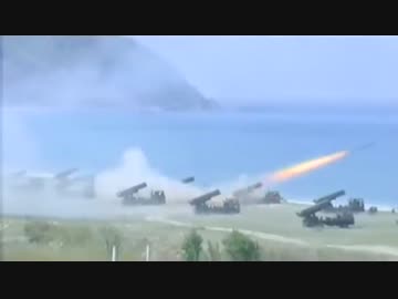 【北朝鮮】過去最大火力演習！人民軍創建85周年慶祝総合火力打撃示威
