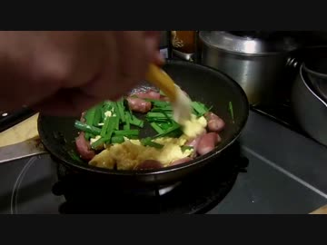 【手抜きランチ】ニラ玉ソーセージ丼