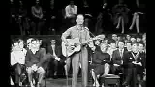 Pete Seeger - Roll On Columbia, Roll On