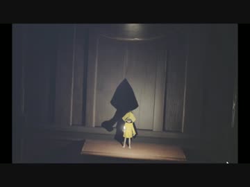 小さな女の子がこわ～い船でかくれんぼ。終