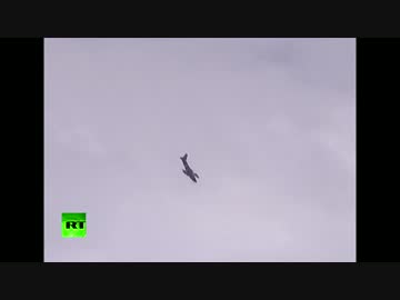 【フィリピン軍】ISIS相手にプロペラ機で急降下爆撃