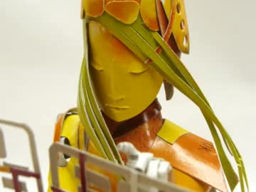 コーンポタージュの空き箱で少女を作ってみた