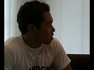 拳で抵抗する24歳.mp21