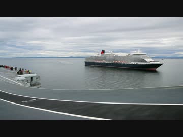 空母クイーン・エリザベスと客船クイーン・エリザベスが遭遇