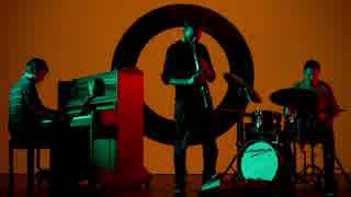 Mammal Hands - Hourglass