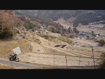 細い道を抜けたらすごい棚田に出た！