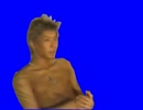何かを閃く茶髪チャラ男BB