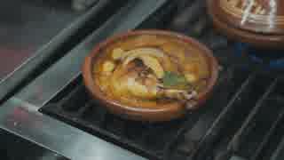 Cooking Chicken In Clay Pot　高橋貴子