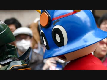 駆除班とアマゾンズの面々と謎のアマゾン？