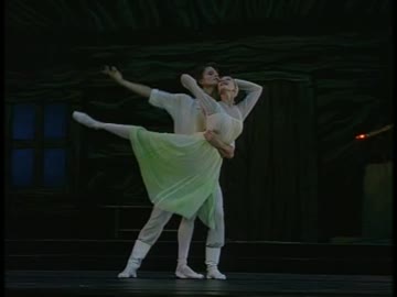 プロコフィエフ：バレエ『石の花』op.118より “カテリーナとダニーロの