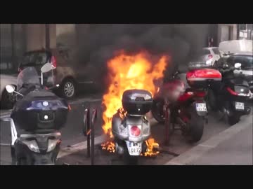 メーデーのデモを隠れ蓑にした 極左破壊集団がパリで暴動を起こし機動隊と衝突！