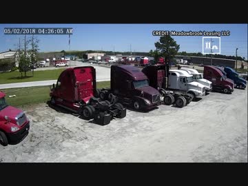 軍輸送機(C-130)が空港近くの道路に墜落9人死亡-監視カメラ映像 閲覧注意(米05/02)