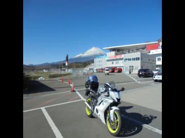 YZF-R6で富士スピードウェイの体験走行してみた