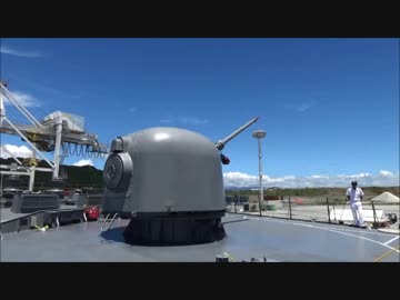 護衛艦にちょっかいをかけようとしたバイキンマン、撃破される