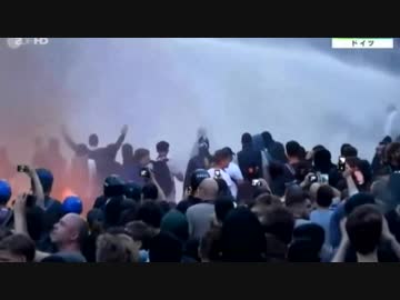 寛容な社会？右も左も移民まで過激化する独ｗ死刑廃止で裁判中の殺人犯余裕の笑み