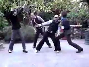 USA人に DA PUMPの「U.S.A.」を踊らせてみた