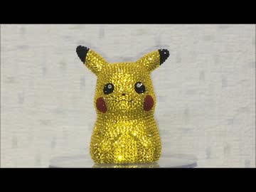 スワロフスキーでポケットモンスターのピカチュウをデコってみた
