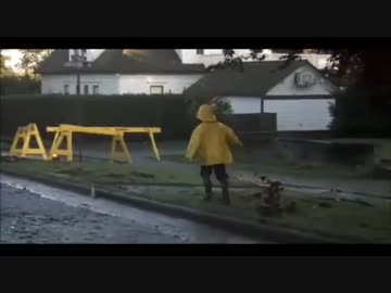 ペニーワイズが尼子家をオススメするそうです。