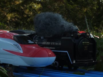 Ｅ６こまちとＳＬの並走