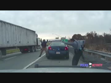 ホモと見る警察の銃撃シーン2