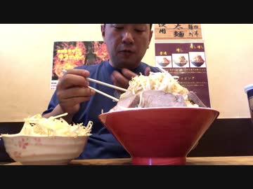 ﾗｰﾒﾝ弦の平打ち麺大盛り＋ﾁｬｰｼｭｰ＋野菜増し増し