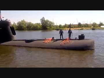 【ポーランド】基準排水量435tの潜水艦