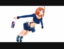 翼を授かった牛巻りこが筋肉体操をする