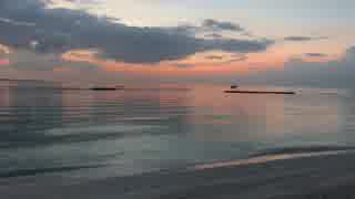 Calm Beach With View of Sunset　足利達矢