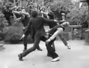 アメリカ人に「月曜日のクリームソーダ」を踊らせてみた