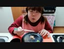 【不衛生豚】動物虐待婆の期限切れ食材【ツベ削除悪質動画】