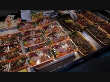 朝市でカキのみそ汁