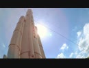 ある日の桜島（その１３５）＜H-IIロケット（実物大模型）とちょっと葉っぱが目立ち始めた桜と桜島＞